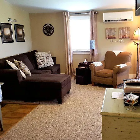 Piney Hill Cottages-3